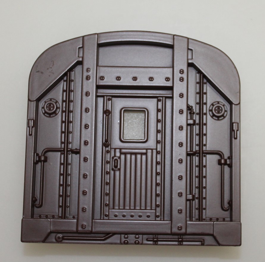 (image for) Diaphragm End Plate - Tuscan Red (O Scale 60' Passenger Car)